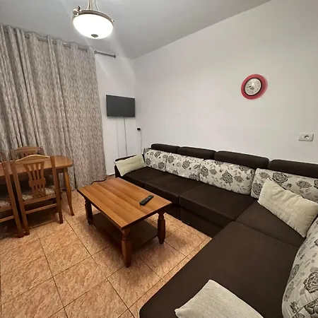 Apartman Sophia Daily 3 Tirana